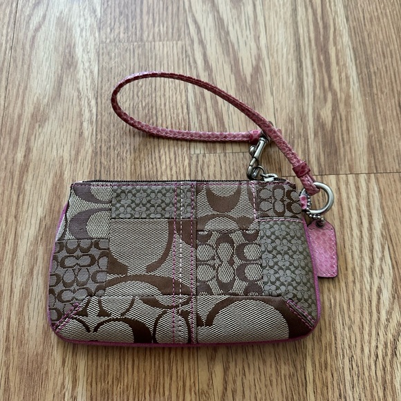 Coach small wristlet. - Picture 3 of 3